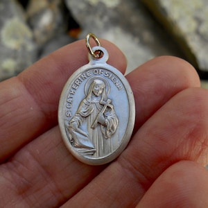 St Saint Catherine of Siena- Saint Charm - Patron Saint Medal- Patron Gift - Catholic Jewelry-  Holy Medal Patron Nurses,  Made in Italy!