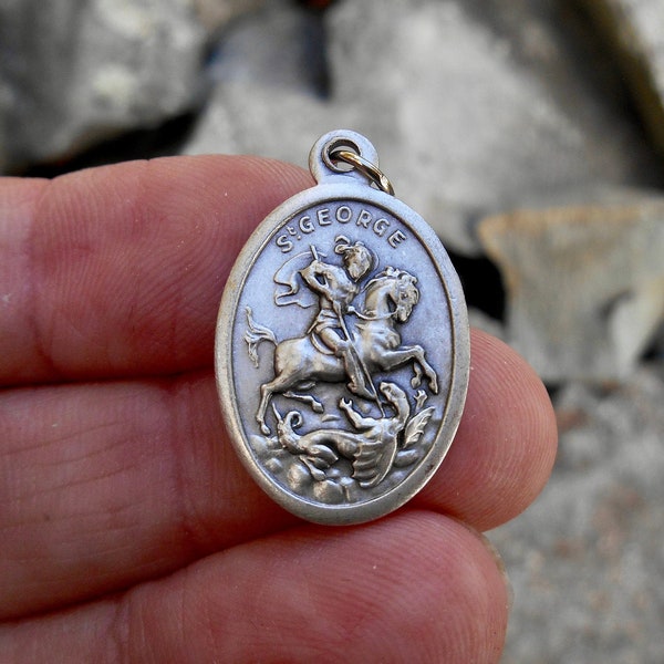 St Saint GEORGE-  St. George Charm for Necklace/St George Medal/Catholic Saint Medal/Catholic Gifts/Patron St England, Soldiers and Scouts