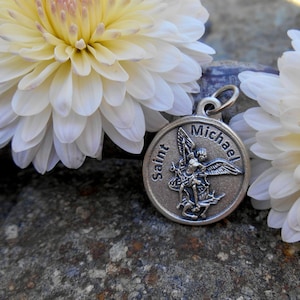 Saint Michael ArchAngel Medal/ St Michael charm for Necklace/Saint Michael Medal/Archangel/Patron Saint Police/Champion of Justice