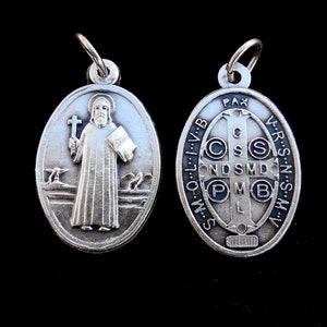 Saint St Benedict Oval Medal/ St Benedict Catholic Necklace Charm/ 1 Inch/ Qty (1)/ Patron Saint/ Oxidized Medal Made in Italy!/ Protection