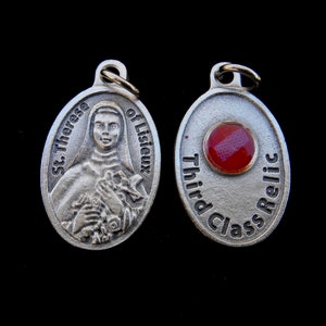 St Therese of Lisieux Relic Medal/ Therese Charm for Necklace/St Therese 3rd Class Relic Medal/Catholic Gifts/Patron Florists/Missionaries