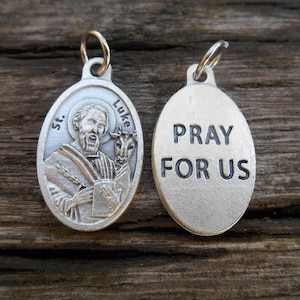 St Saint LUKE- Saint Luke Medal, Catholic Saint Medal, Saint Luke Pendent, Saint Charm, Saint Medal 1 inch tall (Qty 1), Patron Artisits