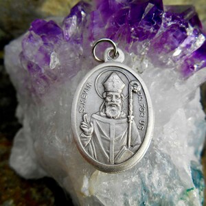 St Saint Kevin, St Kevin medal - Catholic saint - Patron of Dublin Ireland, Irish Catholic God Parent, Confirmation Sponsor Gift,  (Qty 1)