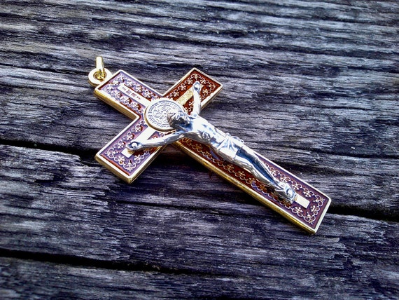 リングノート St. Benedict Two Tone Wall Cross Crucifix with