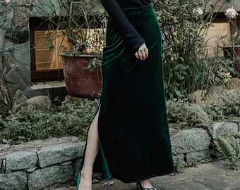 Velvet skirt - Maxi Skirt - High waisted skirt - Winter Skirt - Long Skirt -Christmas Skirt -Midi Skirt - Emerald Velvet Skirt -Gift For Her