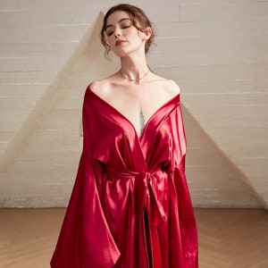 在庫処分 半額 Sleeves Kimono Silky Robe/ Silk Kimono Long Long Robe/ 絵画
