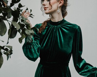 Vestido de terciopelo verde esmeralda / Vestido de dama de - Etsy España Vestido de terciopelo verde esmeralda / Vestido de dama de - Etsy España