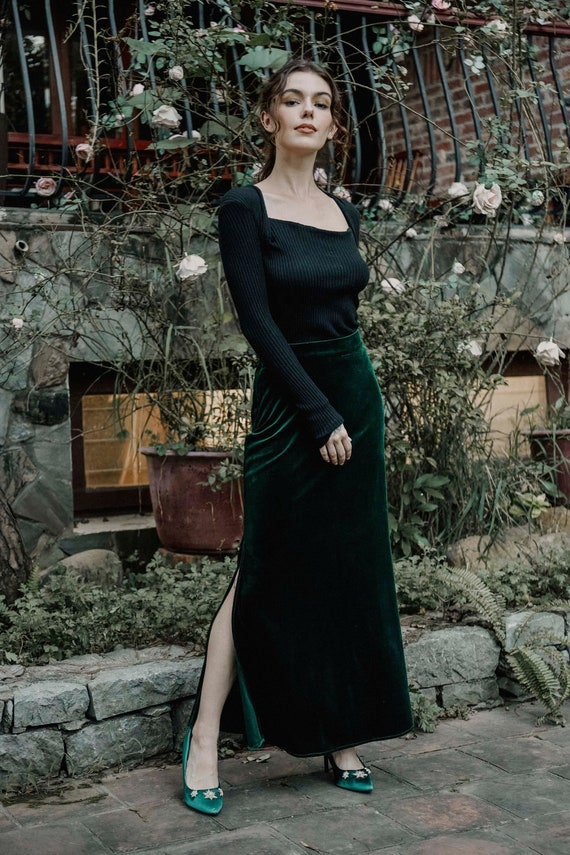 Green velvet skirt long hot sale