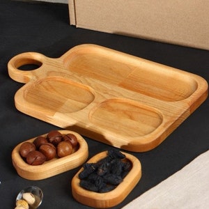 Handmade Wooden Sectioned Serving Dish, Natural Wood Snack Plate for Entertaining, Personalized Wood Sectional Serving Plate, Kitchen Decor