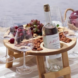 Mesa de vino plegable personalizada, regalo para amantes del vino, mini mesa de picnic portátil, bandeja para botellas de vino, tabla de frutas y quesos, bandeja para servir vino