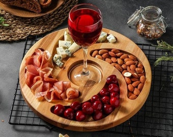 Handmade Round Wood Snack Tray, Wine Serving Tray, Mom Gift Idea, Family Gatherings, Wooden Dish, Divided Serving Board, Charcuterie Platter