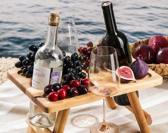 Wijntafel, houten wijnserveertafel voor twee, drank- en glazen standaard