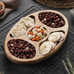Chip and dip serving dish Personalized serving tray Wood snack plate with sections Divided serving platter Appetizer plate with compartments