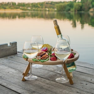 Mesa de picnic plegable, mesa de picnic de vino personalizada, bandeja de cama plegable, regalo para amantes del vino, regalo para parejas, regalo de vino, vino y queso