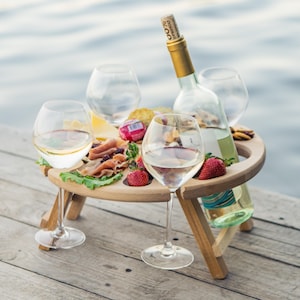 Mesa de vino para exterior personalizada con porta quesos, mesa de picnic plegable, regalo personalizado para amantes del vino, mesa portátil
