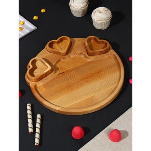 Wood Sectional Serving Plate, Engraved Cheese Tray, Round Wooden Compartment Dish, Sectional Food, Compartment Dish, Tray With Sections