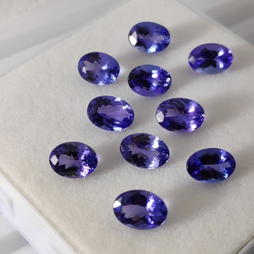 Natural Tanzanite 7x5mm ,AAAA+ shade(Dark shade) newest oval shape for jewellery, ring, Beautiful colour,need certification text us.