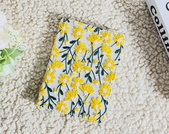 Embroidered yellow daisy gray fabric Kindle case,Kindle 6" 2022 Kindle Paperwhite 11th Gen case,Paperwhite 10th Gen,Kindle Oasis 10th Gen