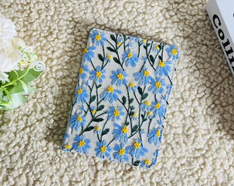 Embroidered blue daisy gray fabric Kindle case,Kindle 6" 2022 Kindle Paperwhite 11th Gen case,Paperwhite 10th Gen,Kindle Oasis 10th Gen case