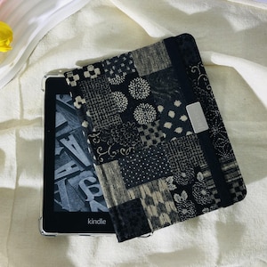 Étui rétro en tissu tie-dye noir gris pour Kindle 6" 2024, Paperwhite 12e génération, Paperwhite 11e génération, étui Kindle personnalisé, Kindle Colorsoft