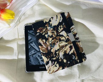 Vintage brown embroidered flower fabric case for Kindle 6" 2024,Paperwhite 12th Gen 11th Gen,personalized Kindle case,Kindle Colorsoft case