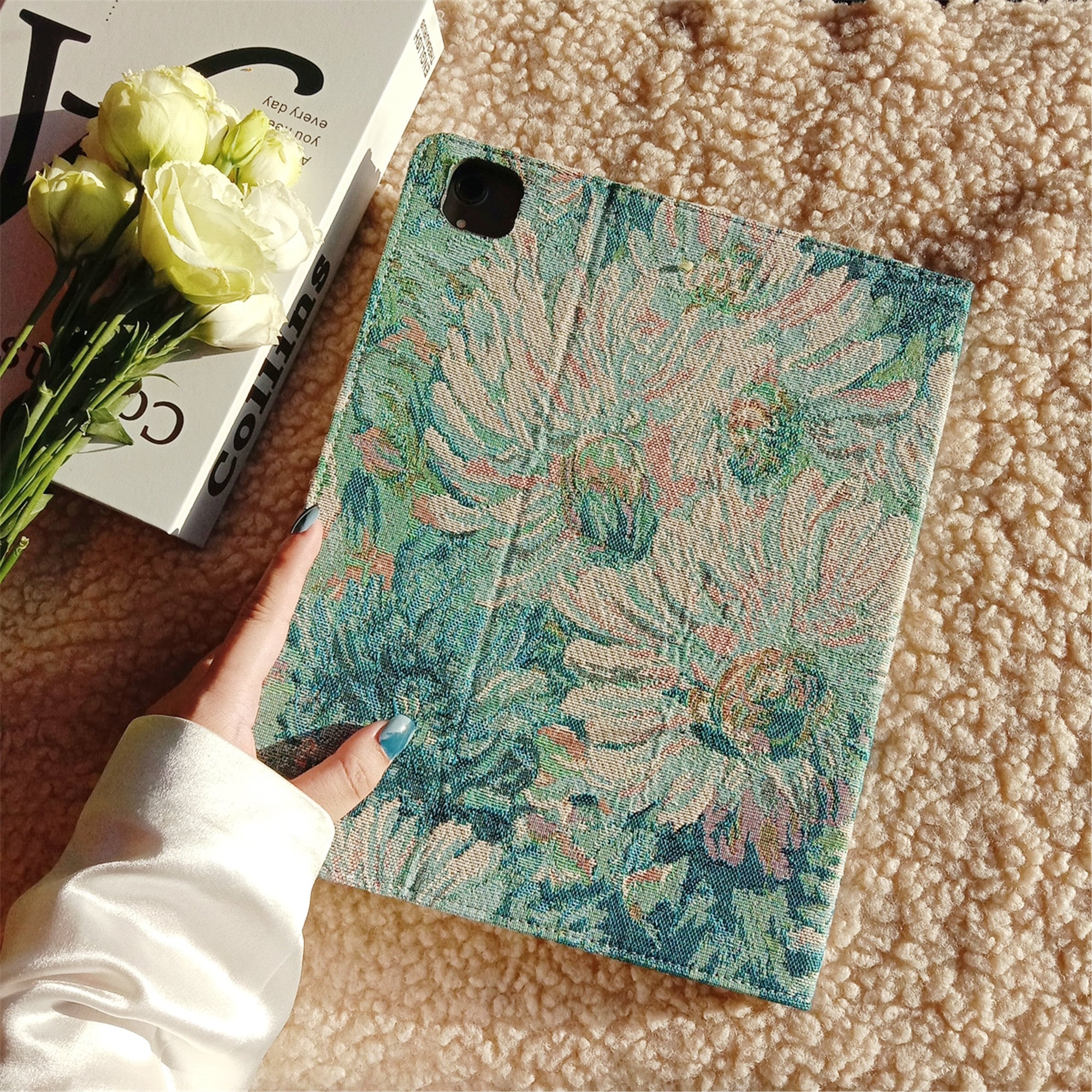Vintage French Blues Embroidery Fabric iPad Case,iPad Air 11&quot; 13&quot; 2024 iPad Pro 11&quot; 13&quot; iPad Air 5 Pro 12.9&#39;&#39; iPad 10 mini 7(A17 Pro) case
