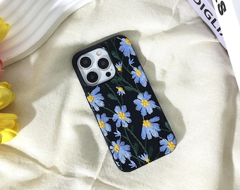 刺繍入りカラフルフラワー ブラックファブリックケース iPhone 17e 16e