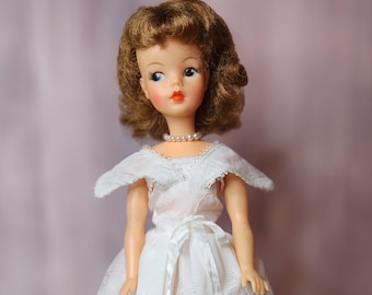 Tammy Ideal Doll 1962 _ vintage doll