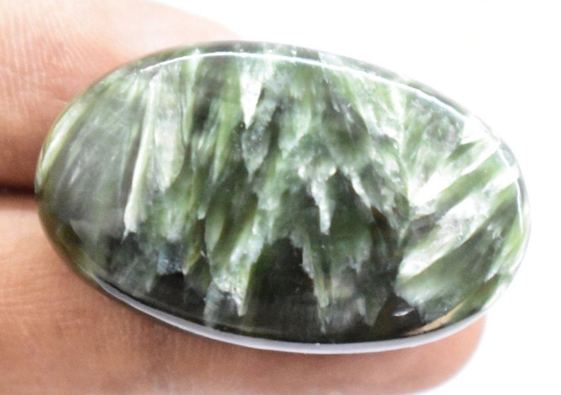 Amazing Green Seraphinite cabochon Top Quality Seraphinite Gemstone Hand Polish Loose stone Jewelry making 43 Ct 40 X 22 mm #8054 Amazing Green Seraphinite cabochon Top Quality Seraphinite Gemstone Hand Polish Loose stone Jewelry making 43 Ct 40 X 22 mm #8054