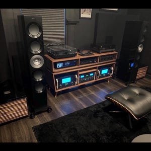 Kohpra Vinyl Storage Record Player Stand - Entertainment Stand - Console Table