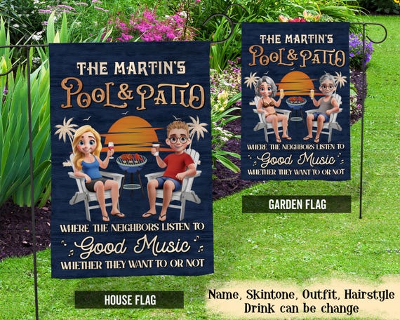 Coppia in piscina per ascoltare buona musica con effetto 3D