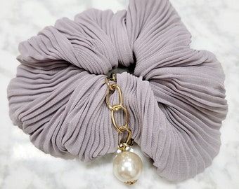 Pastel Pearl Scrunchie