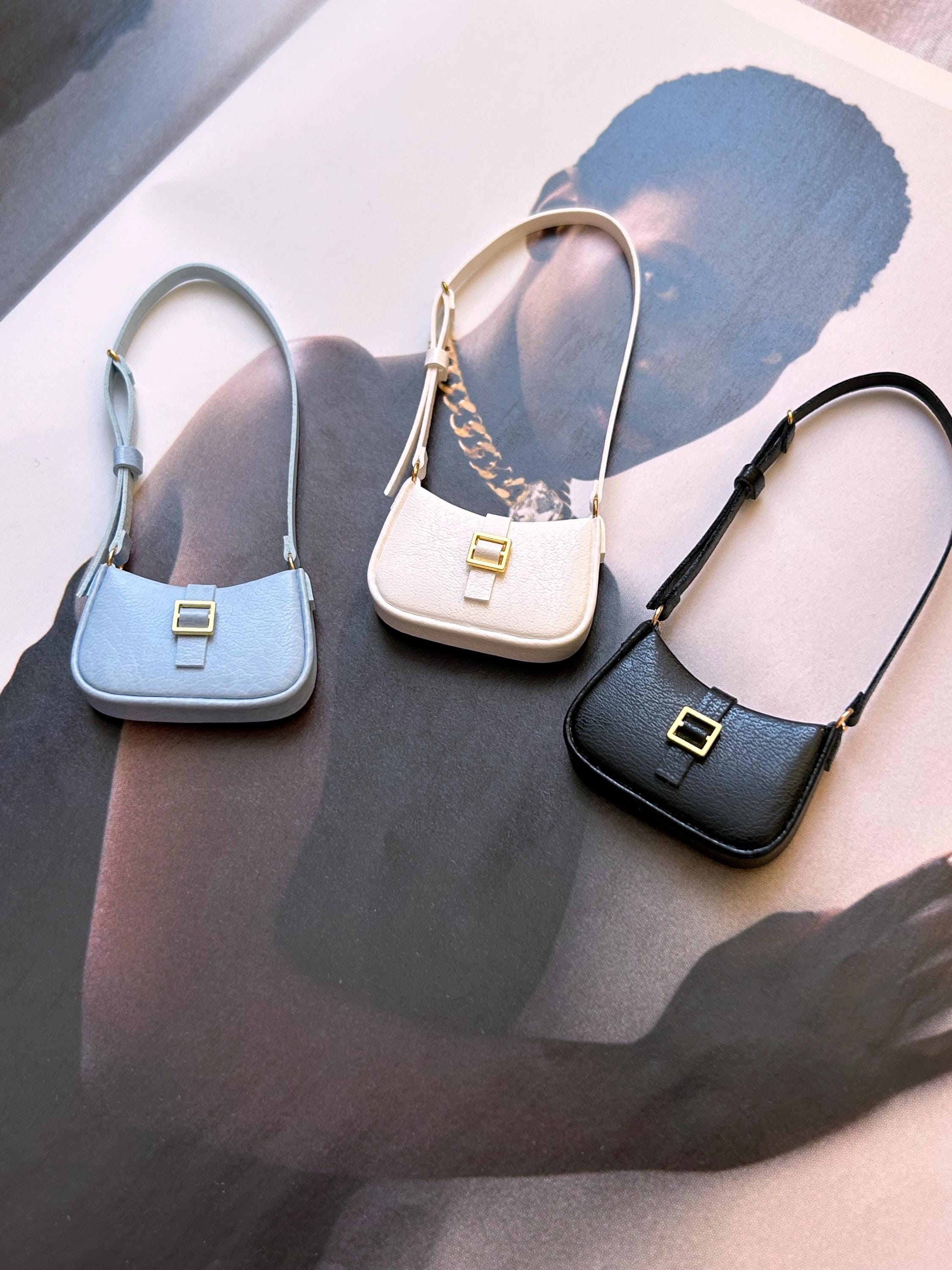 Chanel belt bag - Etsy 日本