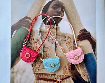Miniature bag "Diamond cross body", purse for dolls 1/6 scale, handbag for Blythe, Momoko, NF, FR, Poppy Parker, Barb