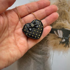 Miniatur Geldbörse für Puppen 1/6 ""Black Heart Bow"" , Tasche, Handtasche für Blythe, Momoko, NF, FR, Poppy Parker, Barb."