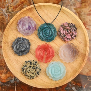 Crystal Flower Pendant 26 Kinds of Healing Gemstone Necklace