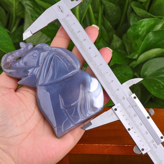 宝石の象の彫刻クリスタルの置物 グレーの瑪瑙ジオード型クリスタル