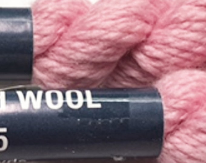 Planet Earth Wool - LOVE - 015