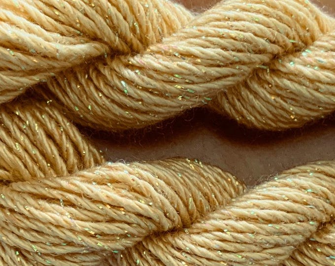STRDST - TOAST - 712 - (STARDUST by Silk & Ivory)