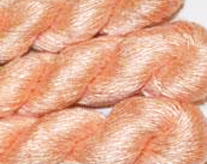 POWDER PUFF - 193 - Pepper Pot Silk