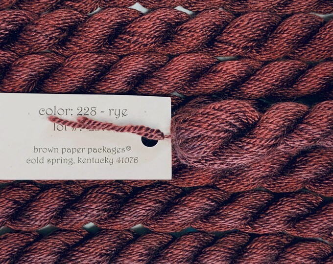 RYE - 228 - SILK & IVORY (fiber family)