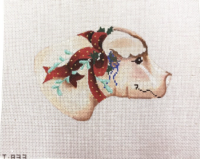 CHRISTMAS PIG-T833-BY Associated Talents