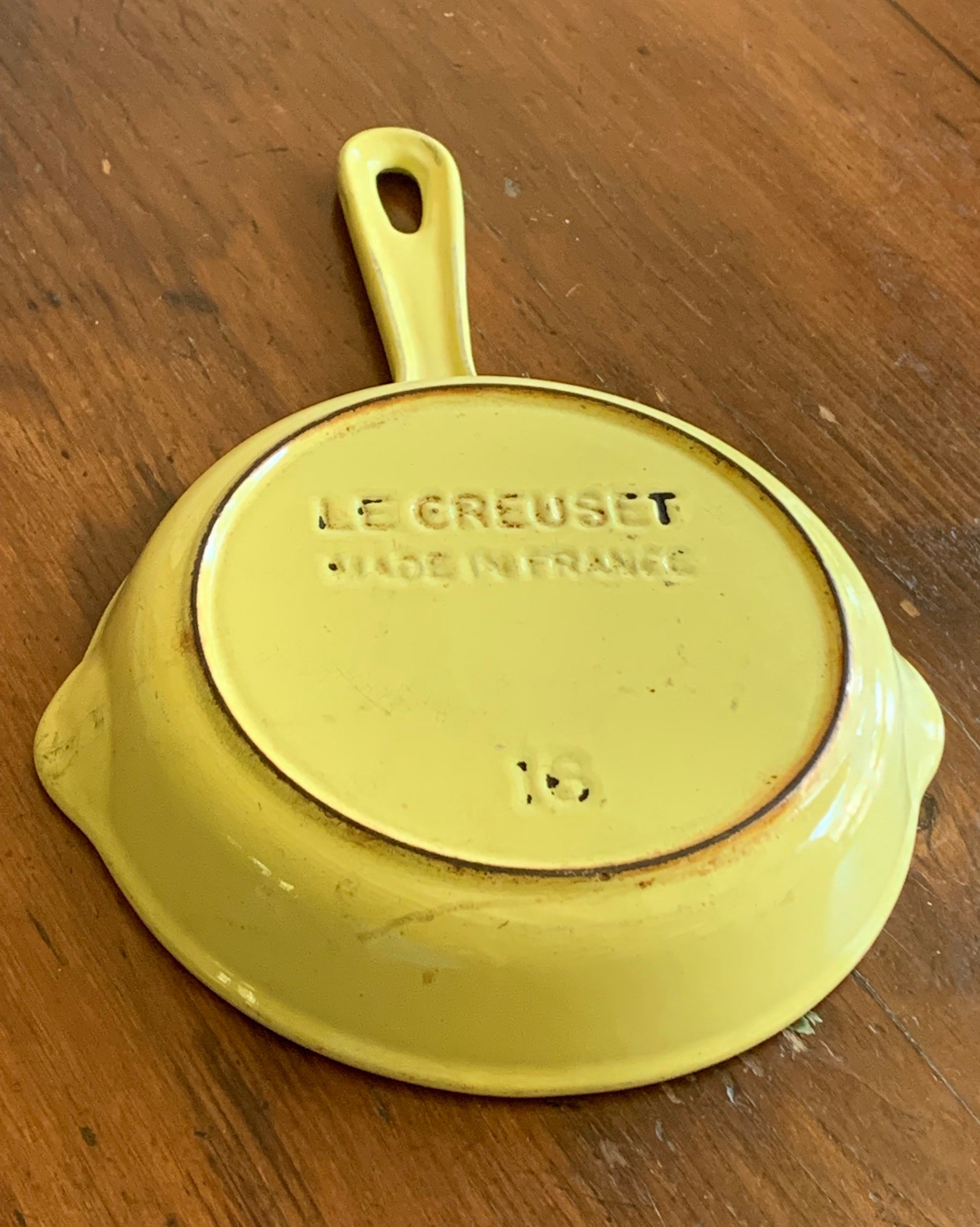 Le Creuset Skillet Elysées Yellow 16 Enameled Cast Iron Pan Etsy