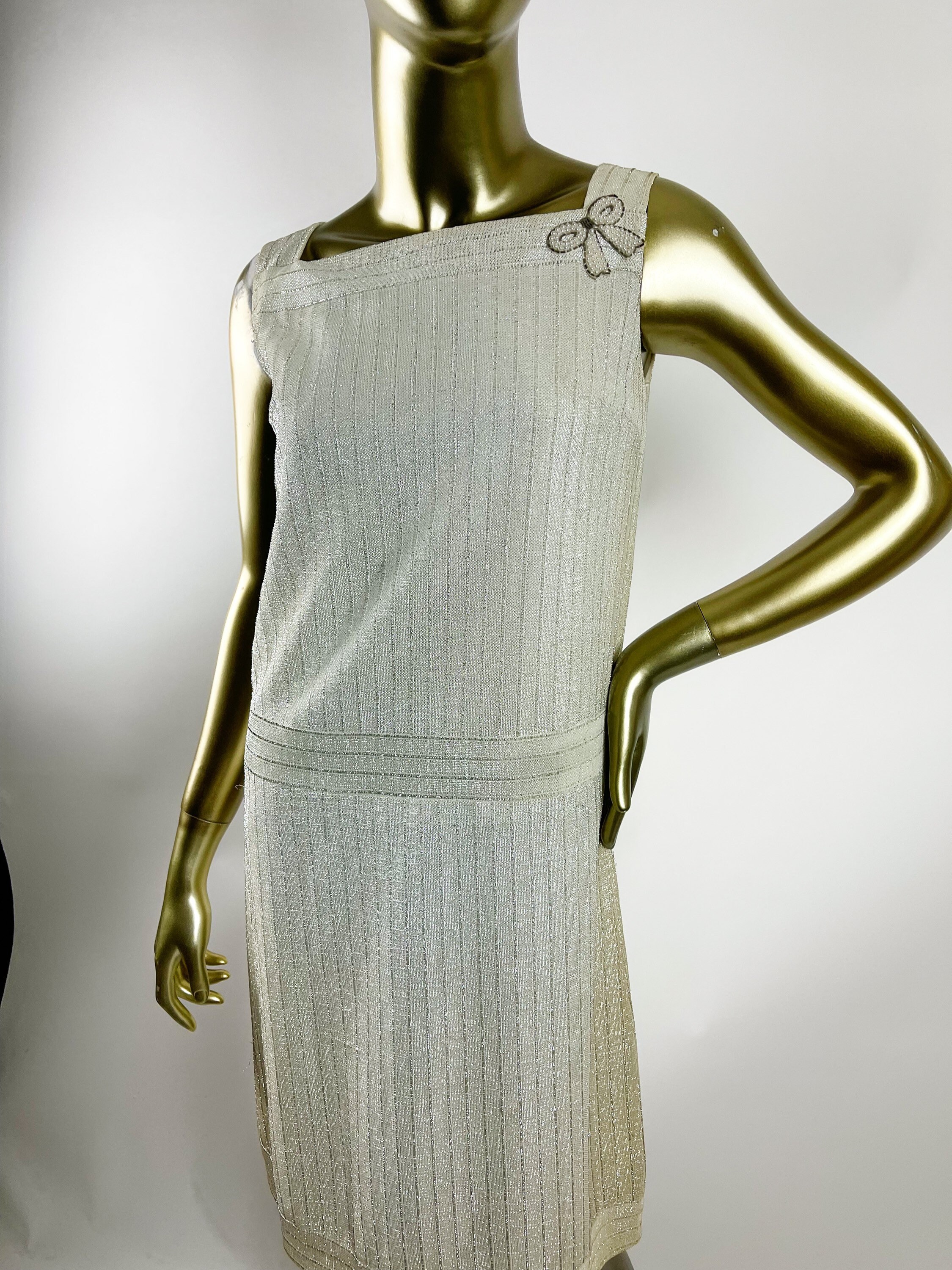 ワンピース 19th Roshester Museum Antique Dress ONE COTTON WRAPPER & ONE SILK MOURNING DRESS, 1900-1905 sold