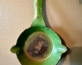 Vintage Enameled Cast Iron Skillet, Collectible