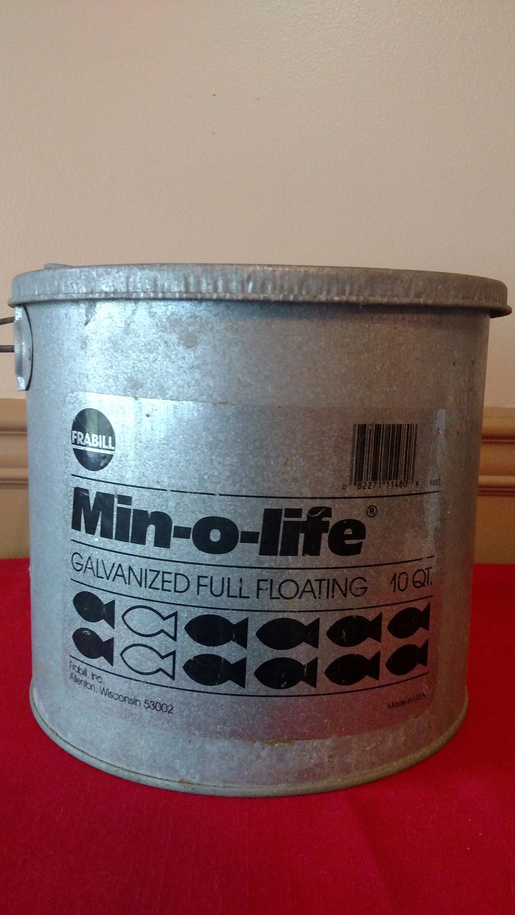 Vintage Galvanized 480 Tin Frabill's Full Floating Min-O-Life Minnow Bucket  Complete