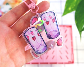 NaNa Strawberry Glasses Keychain – Holographic Anime Charm