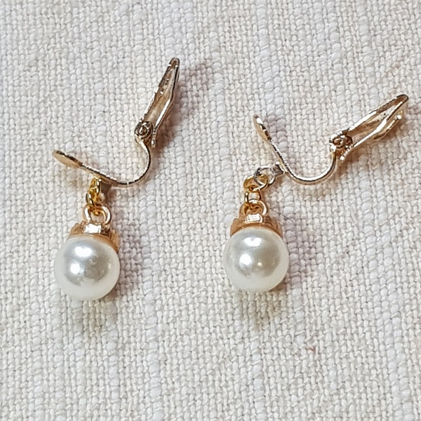 Clip-on earrings with small pearl, gold-plated earrings, pearl clip-on earrings, white pearl earrings, clip pearl for teens, with silicone clip pad