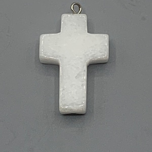 Talismano in pietra naturale a forma di croce/pietra curativa per collana/talismano religioso in pietra naturale/ciondolo a forma di croce con pietra curativa/croce in pietra semipreziosa/senza catena