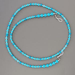 Glasses chain in light blue, pearl chain for all types of glasses, pearl chain sporty and elegant, glasses chain in light blue, accessory for glasses